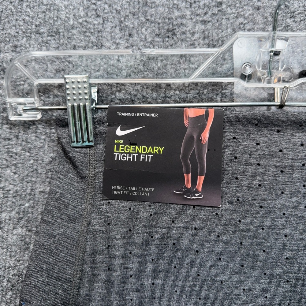 Nike Leggings Women Small Gray High Rise Legendary Tight Fit Capri Training NEW - Picture 7 of 10
